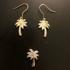 10K Gold Palm Tree Earring and Necklace Set